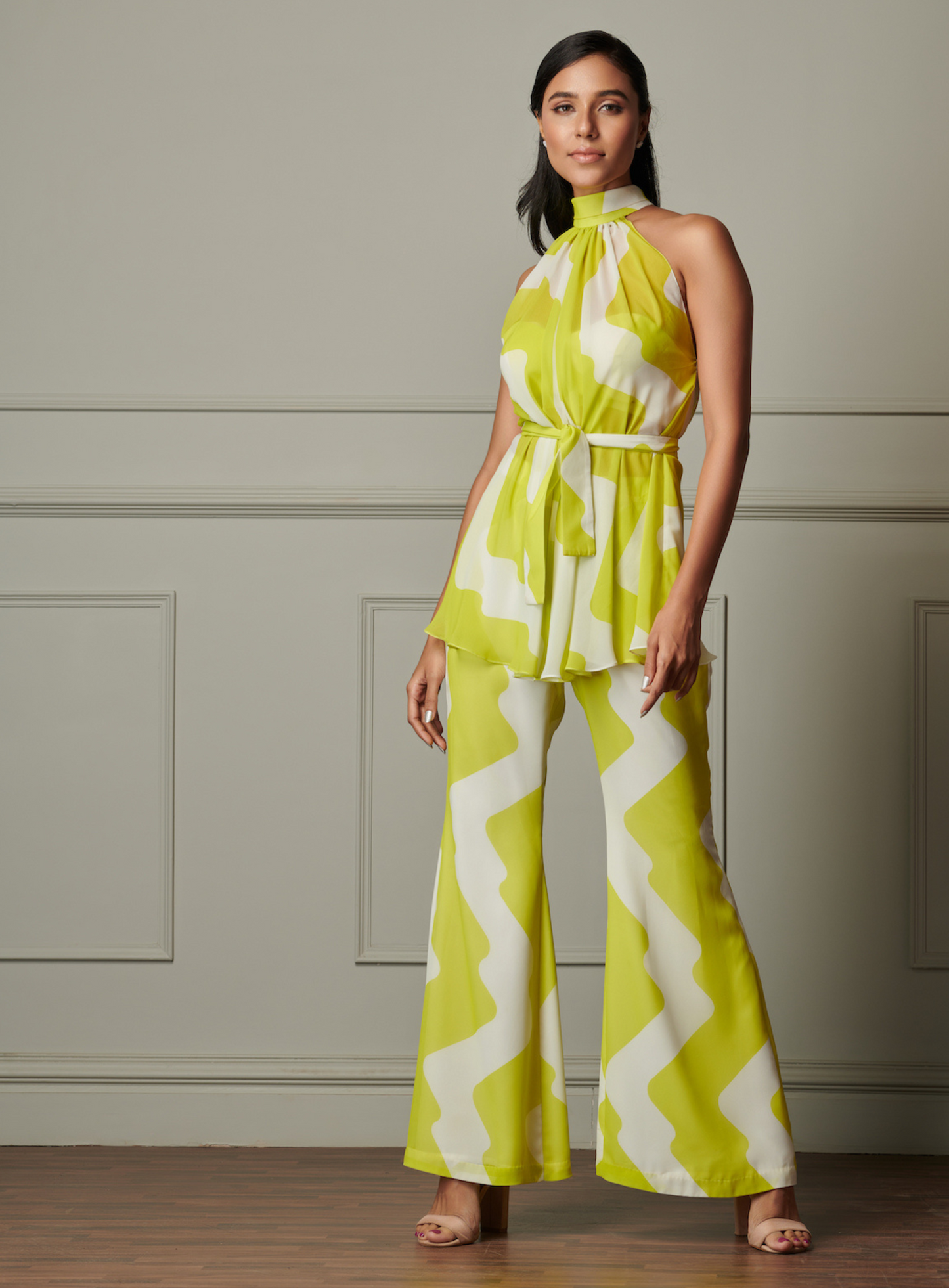 Green Printed Halter Neck Tie Up Tunic With Fit And Flare Pants