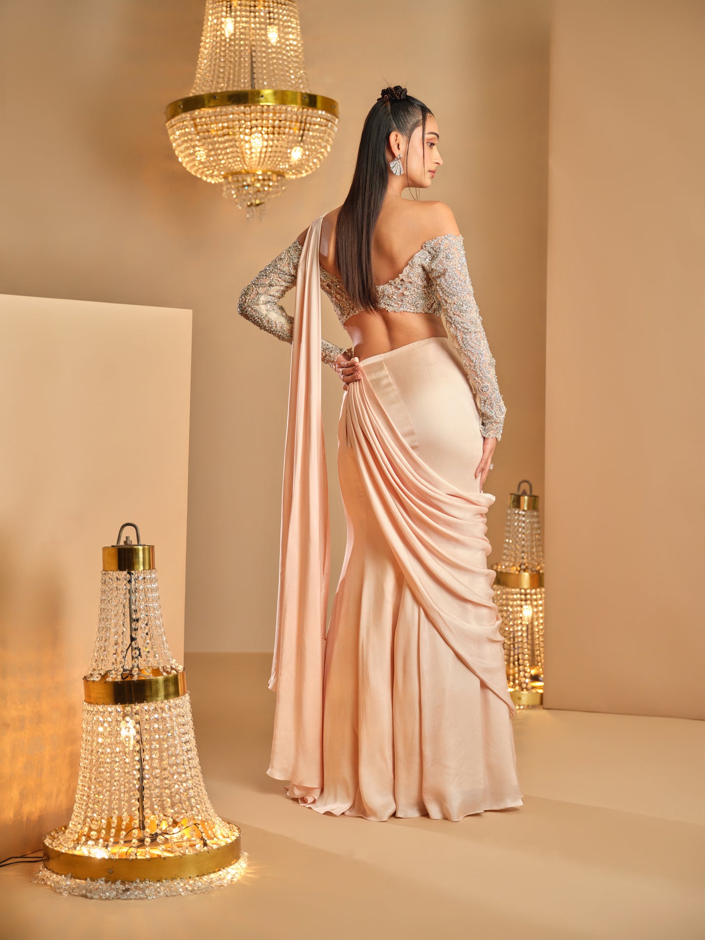 Chamkila Feeka Gulabi